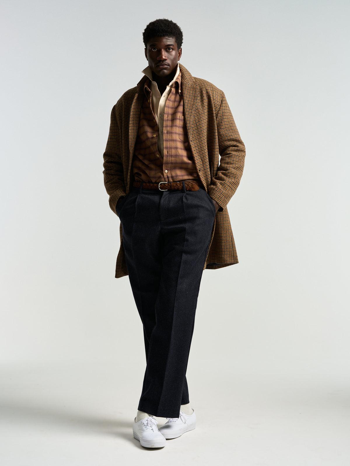 Single Pleat Herringbone Wool Trousers - Navy