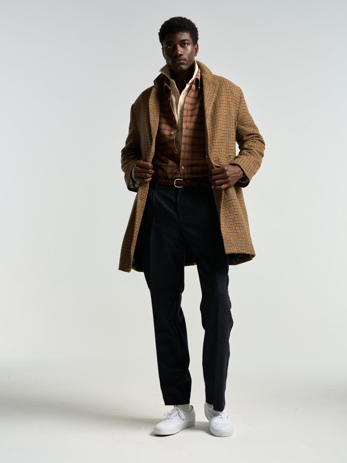 Single Pleat Herringbone Wool Trousers - Navy